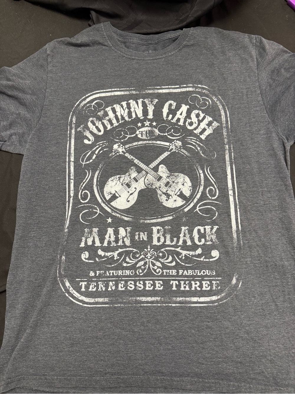 'Johnny Cash -Man in Black' Graphic T-Shirt - Dark Gray Large